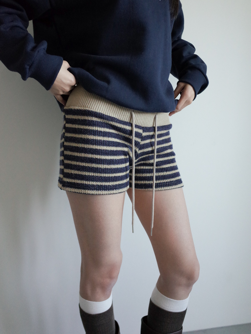 wide waistband drawstring striped knit shorts in BEIGE