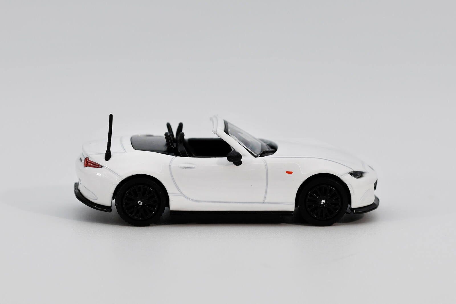 預訂:1/64 GCD x Enchery #35 Mazda MX-5 Roadster White (GE-006-35)