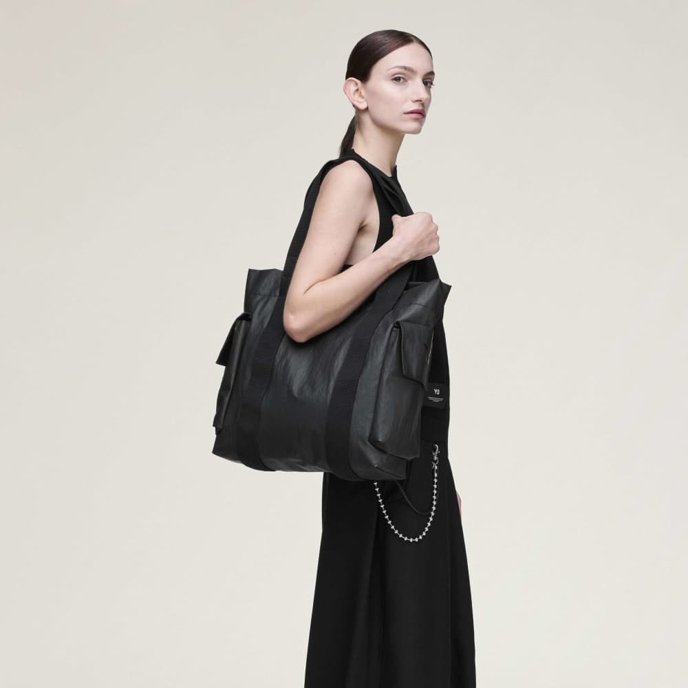 【 Y-3 TOTE BAG 斜紋皺褶托特包 - 黑 】