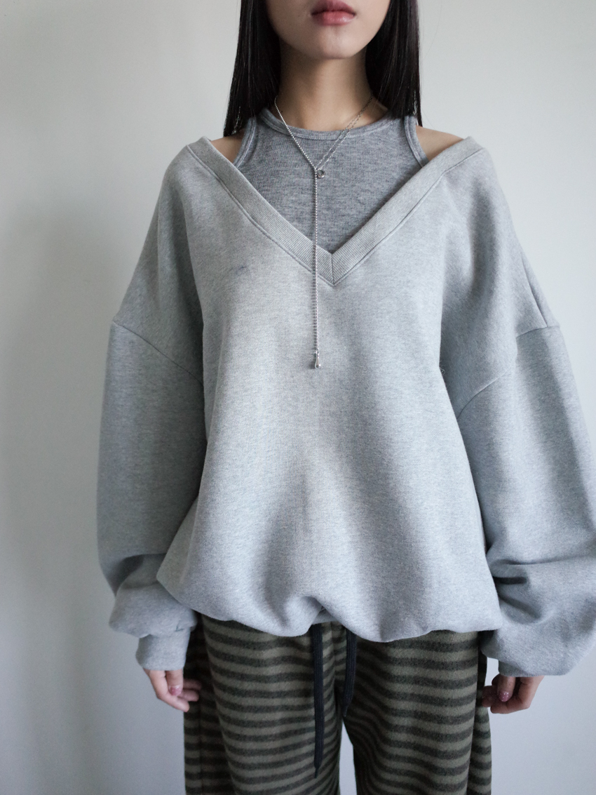 layered cut-out shoulder V-neck fleece sweatshirt