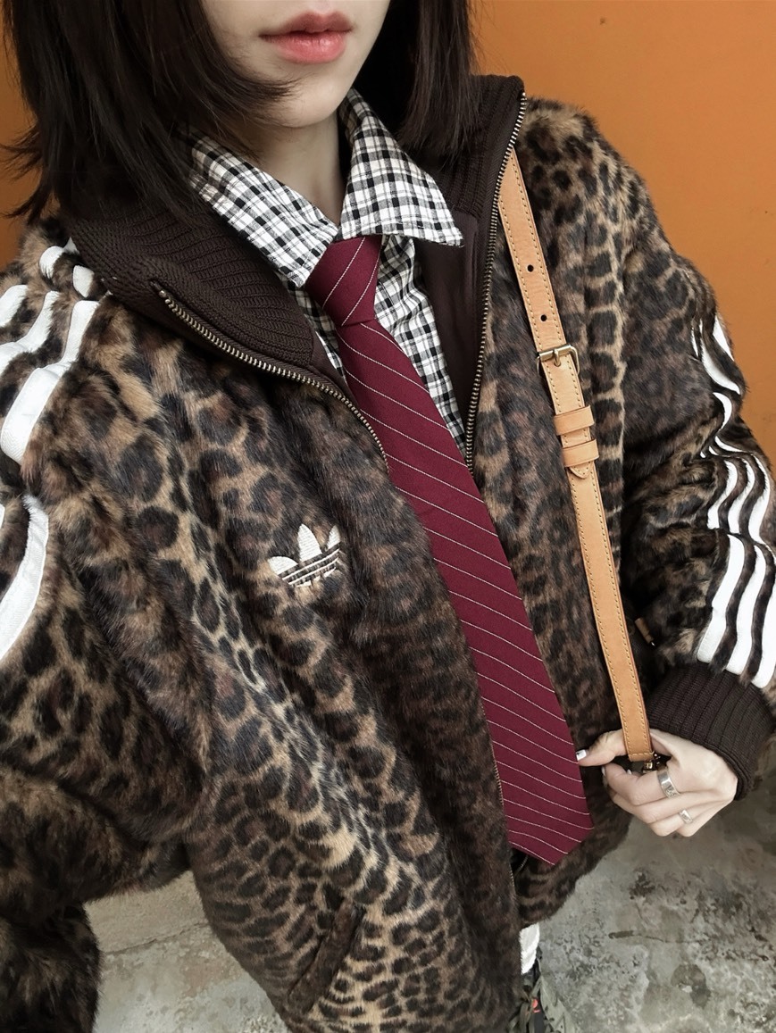 Adidas originals FW25 JQD TT 豹紋 仿毛絨 外套 拉鍊外套 KU9407