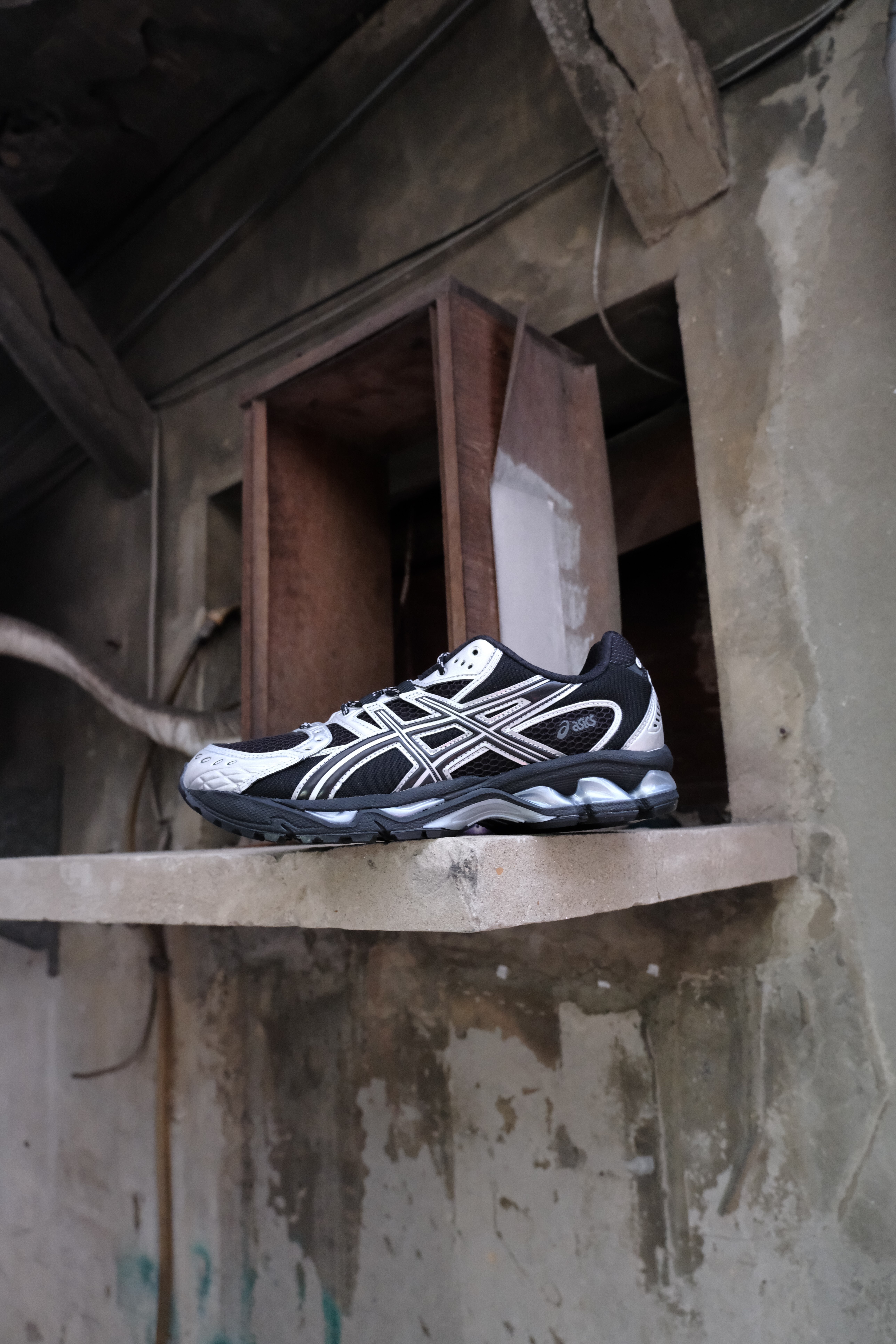 Asics 亞瑟士 GEL-NIMBUS 10.1 黑銀 男女款 運動休閒鞋 1203A820-001