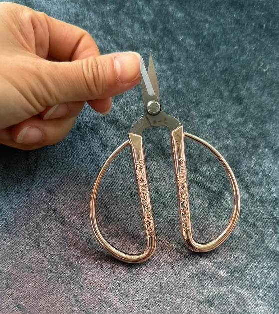 MX36 張小泉 龍鳳富貴金金裝剪. (ZXQ-2024)