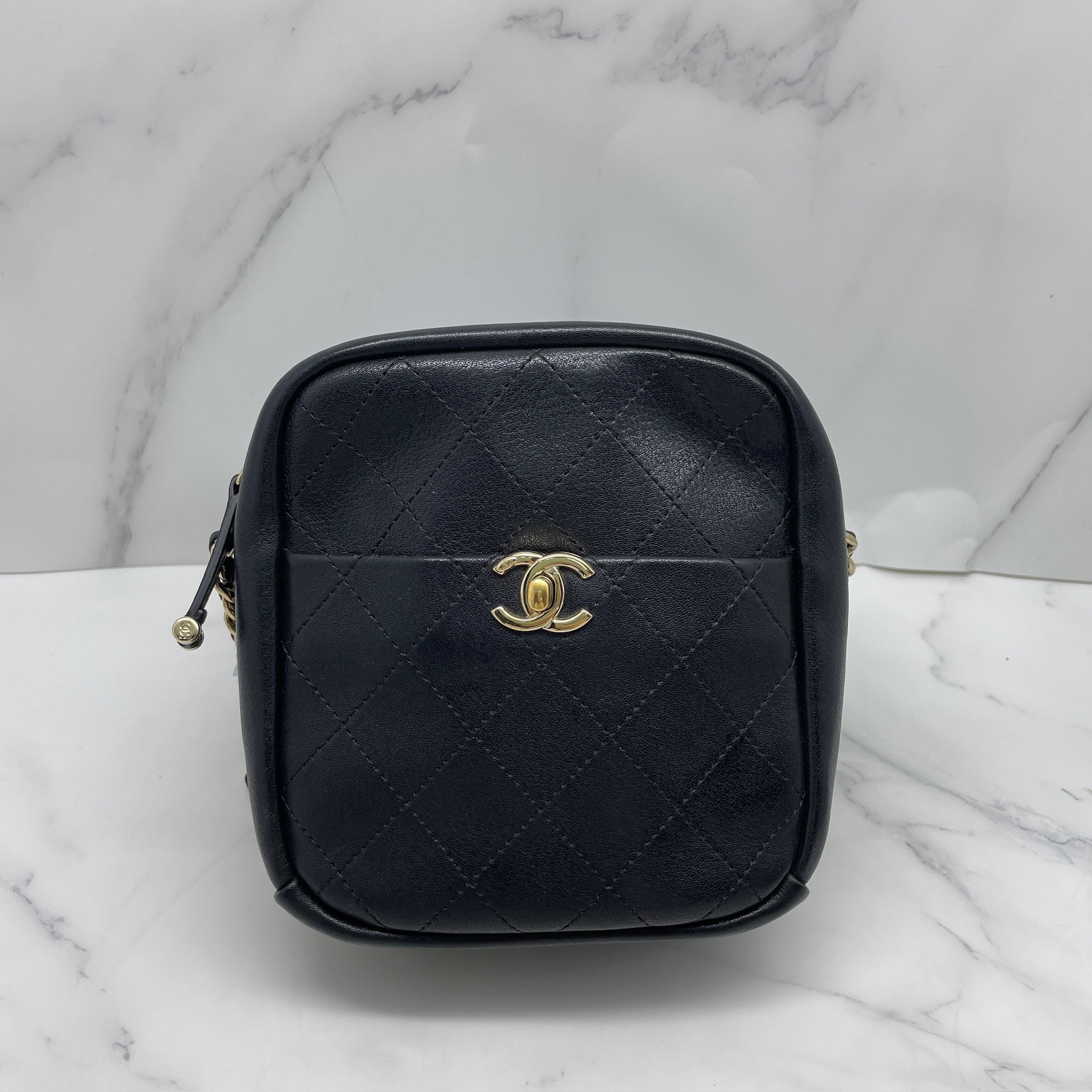 Chanel  CC Chain Shoulder Bag