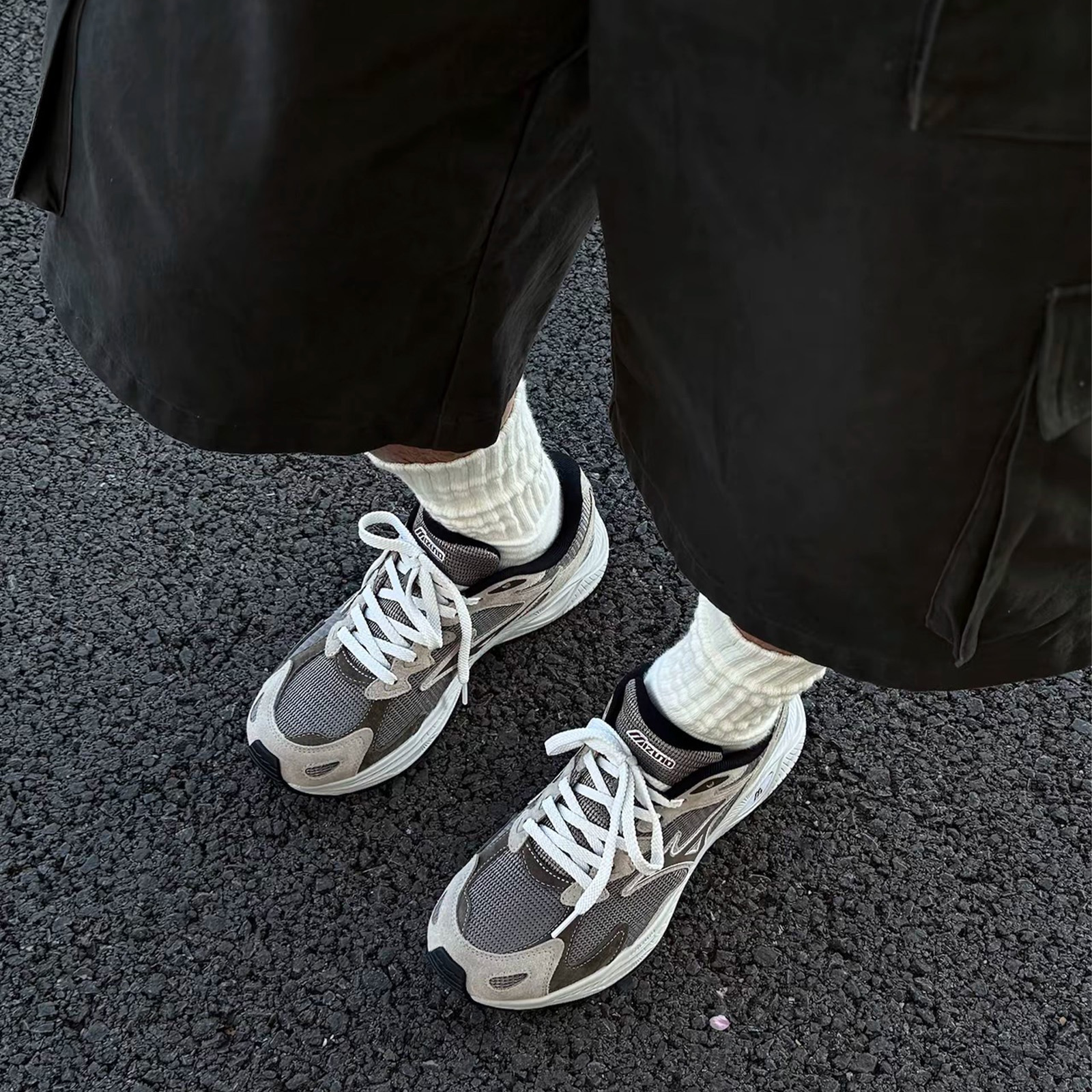 Mizuno Racer S 焙茶灰 復古舒適 城市通勤 男女同款 休閒運動鞋 D1GH253507