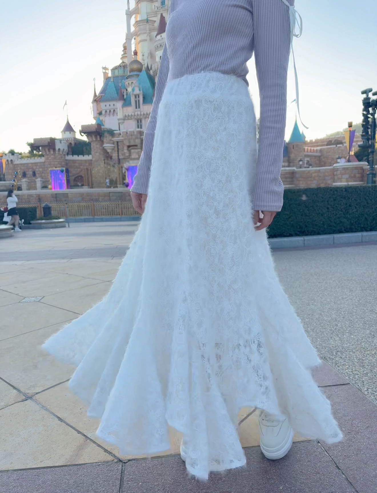 *BJ2 MADE SERIES* THE SCULPTED BLOOMFLARE LACE SKIRT 260128