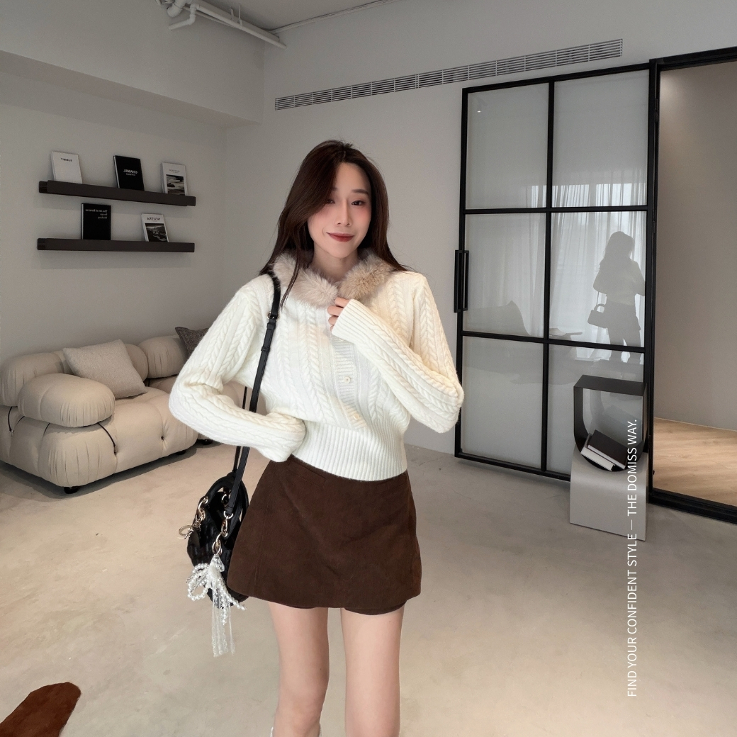 【多金甜辣】DOMISS收腰毛領毛衣-2色(現貨)