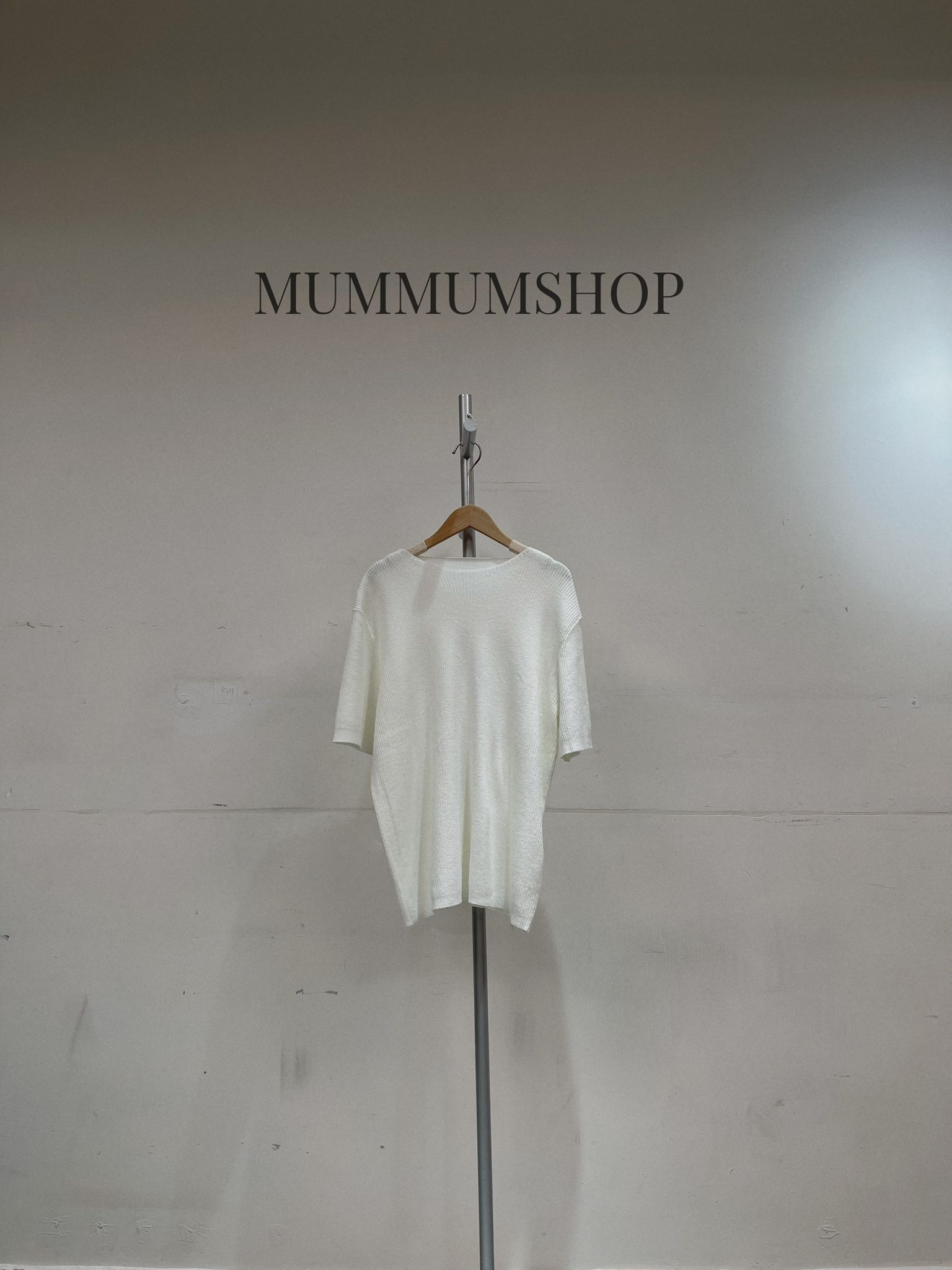 0213100/ 溫柔百搭白色短袖/46/44/26