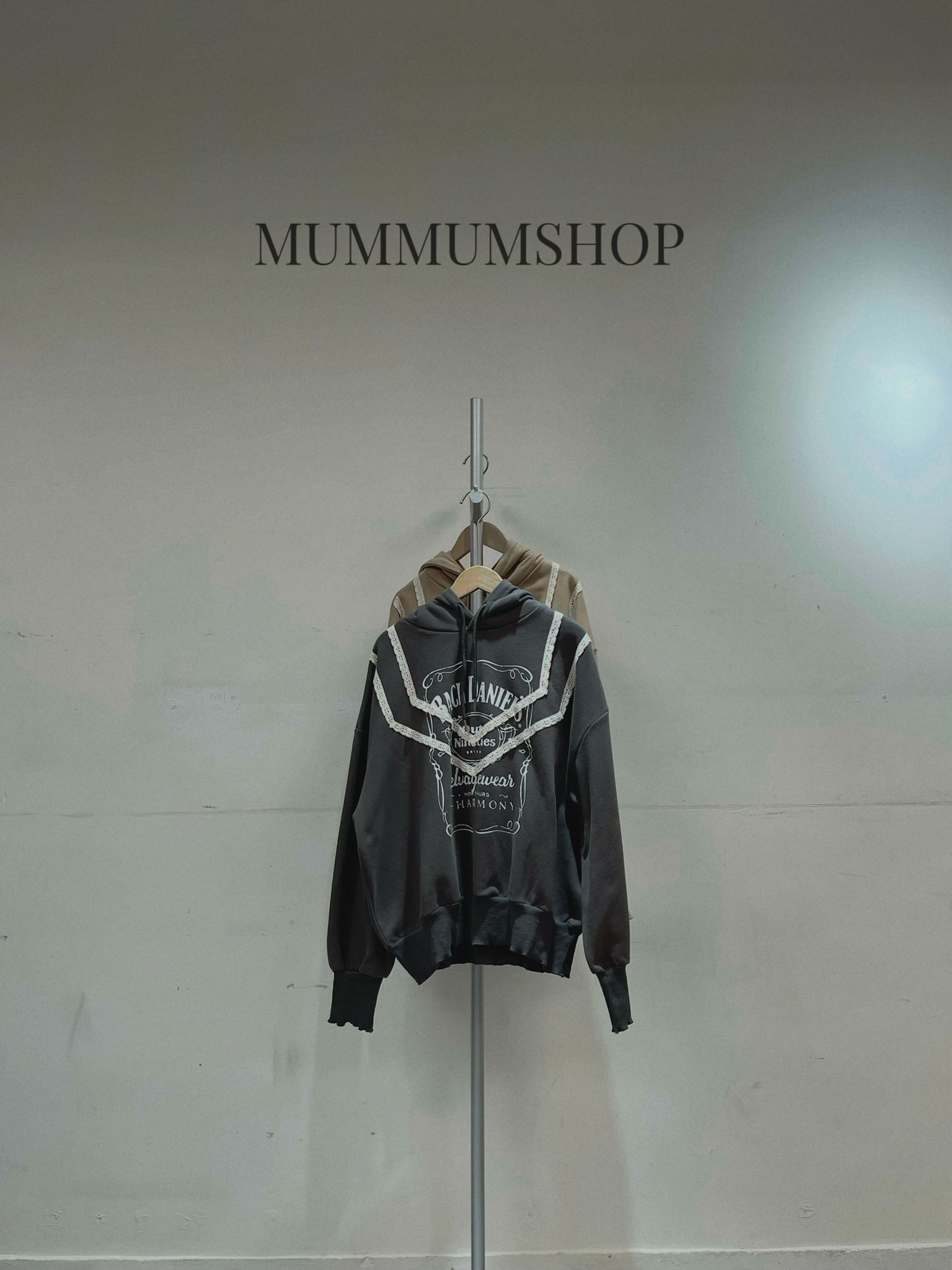 0213102/蕾絲設計印花有帽衛衣/52/44/23