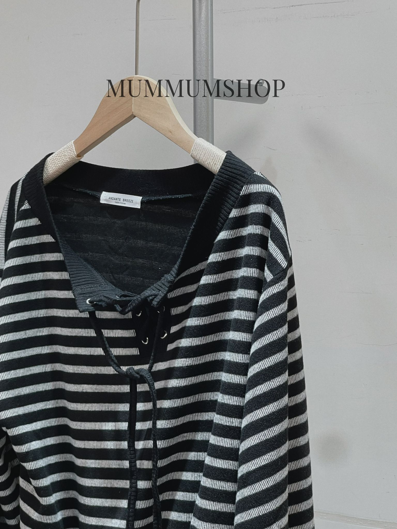 0213112/黑白條紋繩結上衣/46/46/36/22