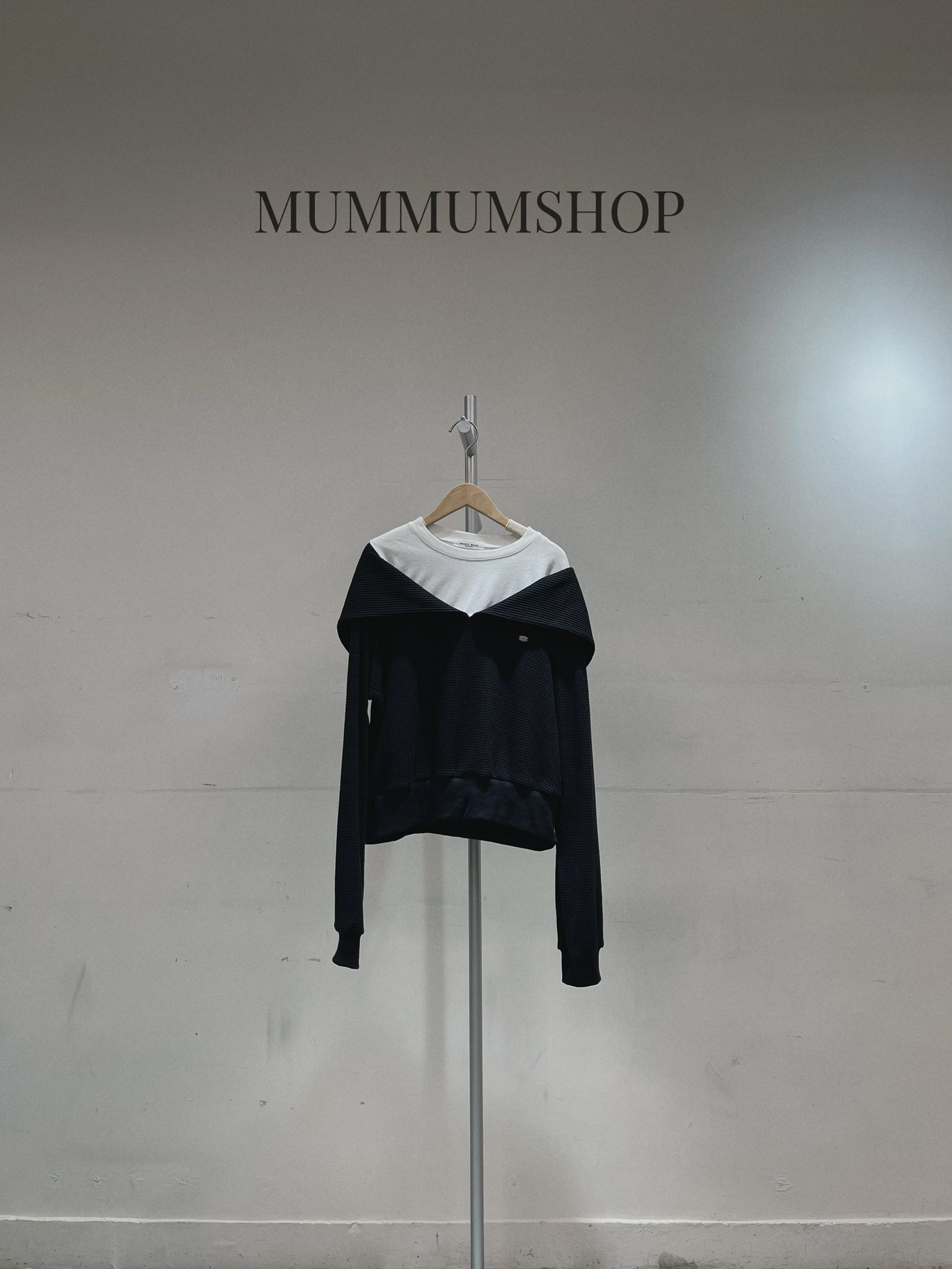 0213113/撞色假兩件拼接上衣/46/40/22