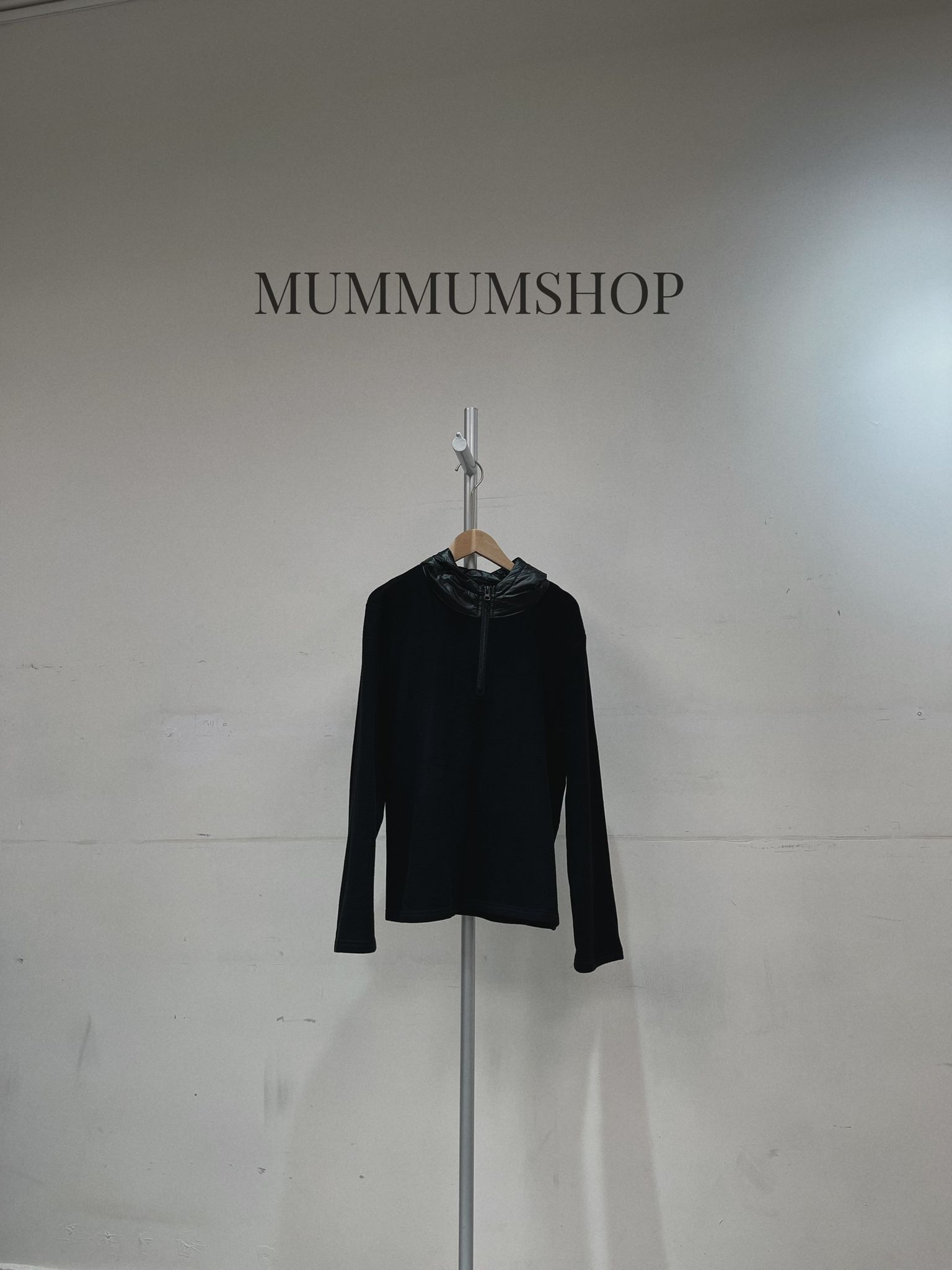 0213116/黑色尼龍拼接有帽衛衣/44/44/23