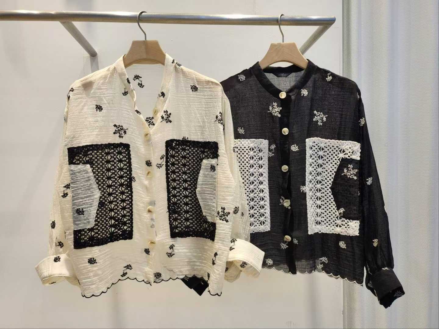 AE32 胸44 長22 $429 (一口價)