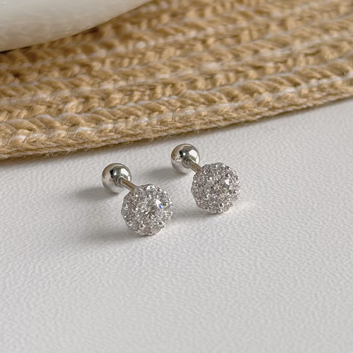 V200【輕奢】框邊小圓鑽純銀鎖針