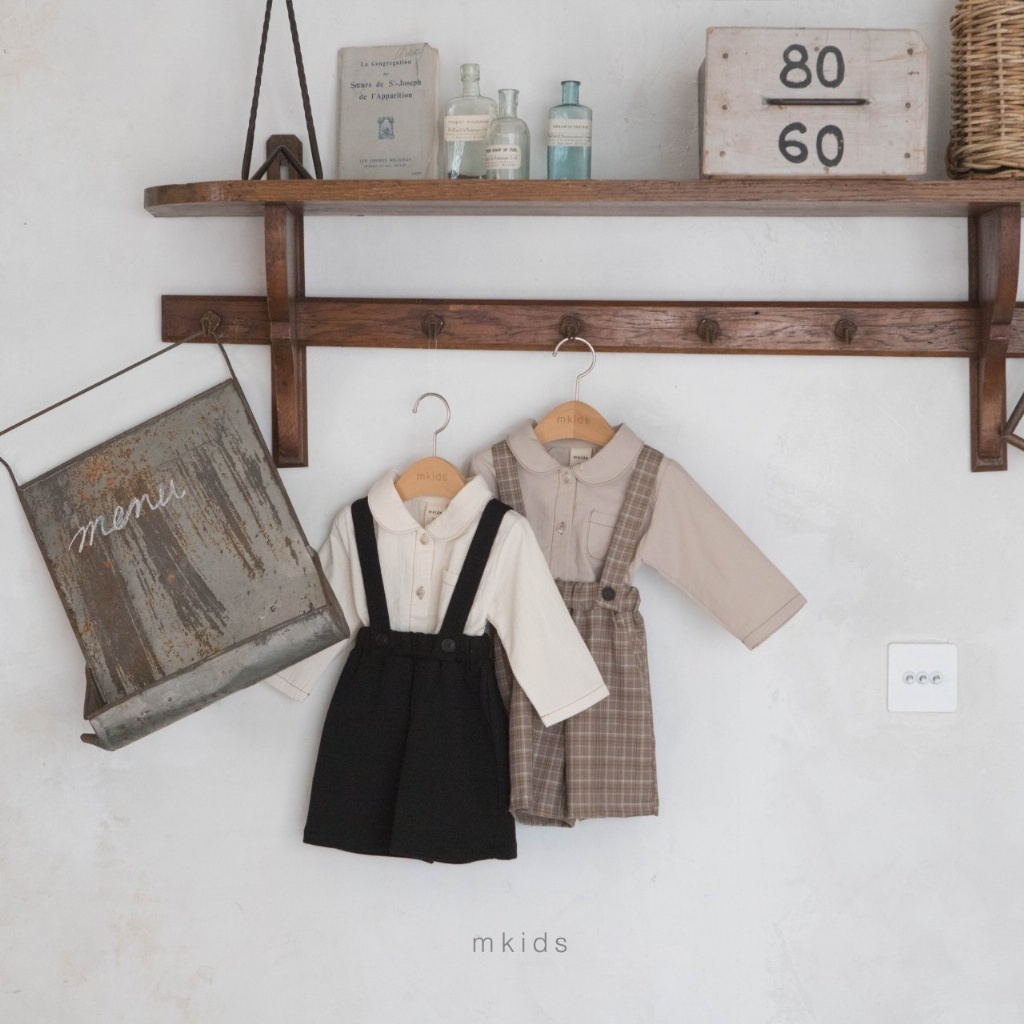 正韓春Mkids  格紋素色吊帶短褲