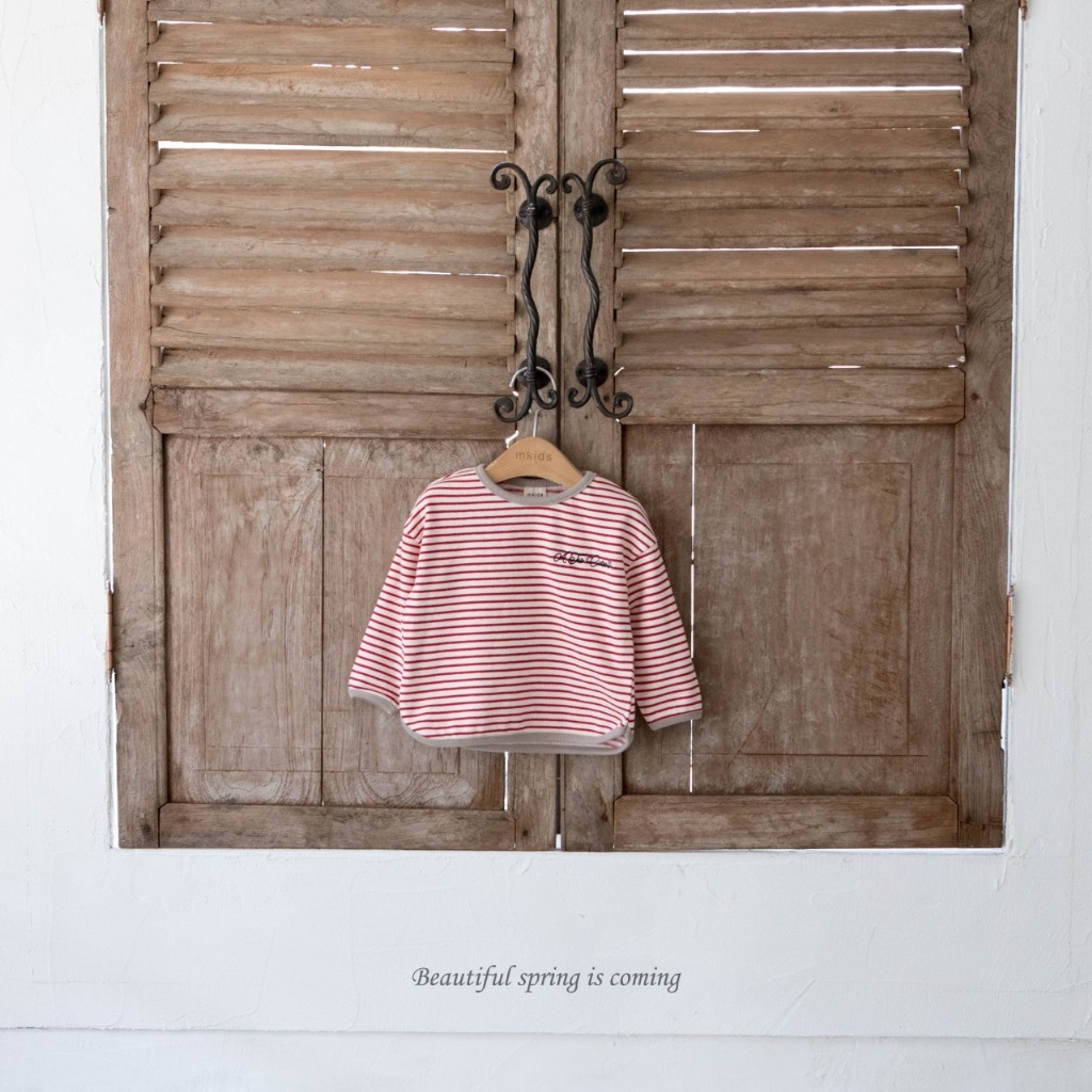 正韓春Mkids  刺繡字母條紋上衣