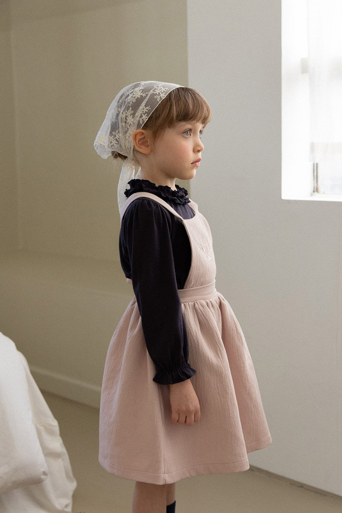 正韓春Perrobebe 兩色奶油捲上衣