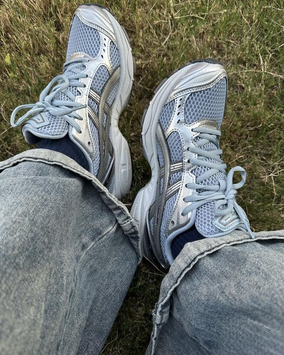 ASICS Gel-Kayano 14 灰藍