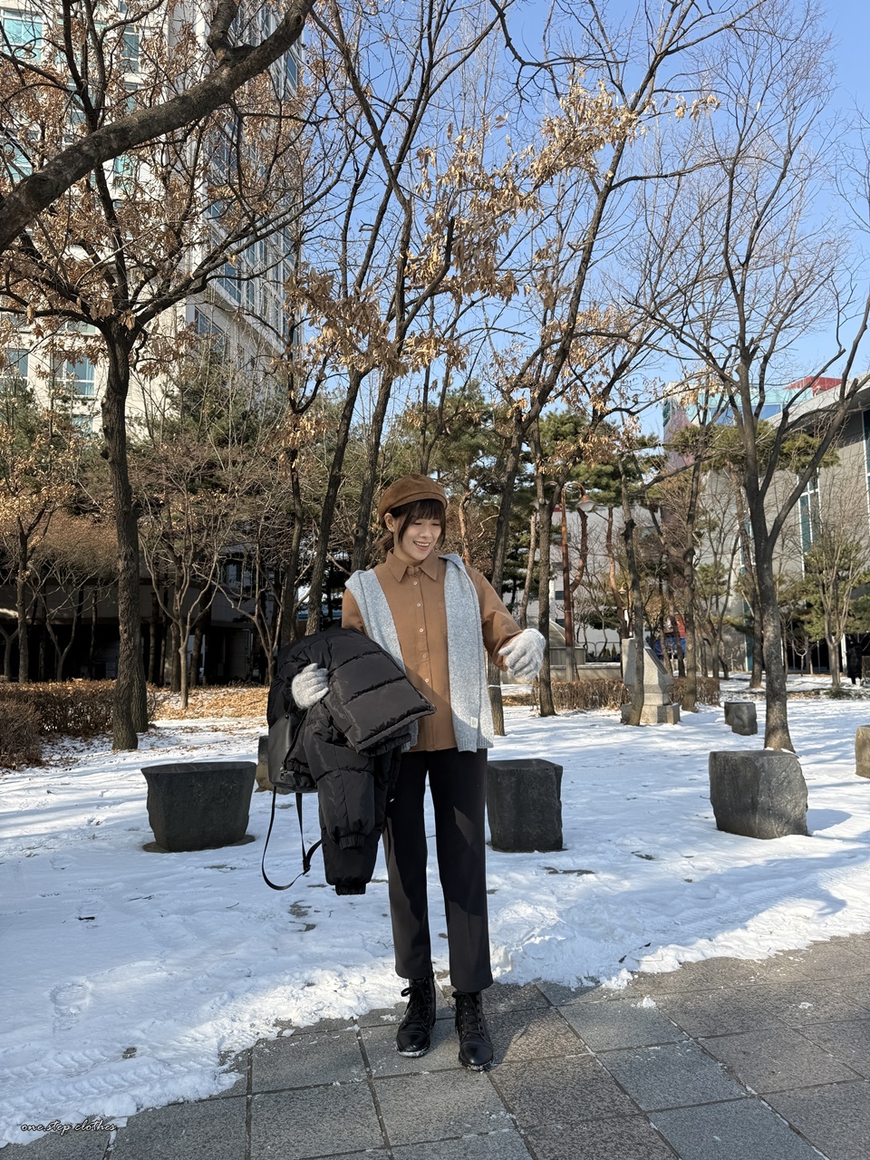 正韓質感車線拼接口袋襯衫 (咖)