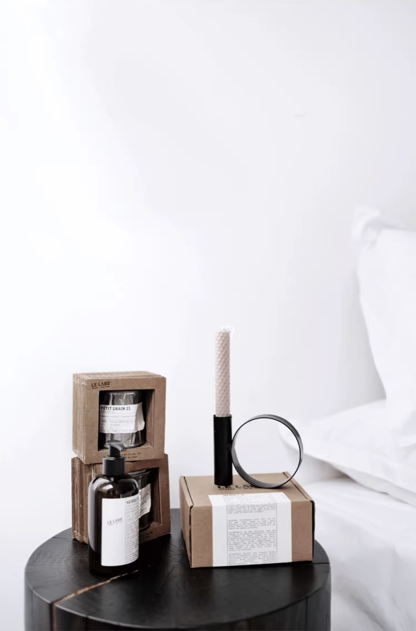 獨特感黑色系圈型支架擺件燭台