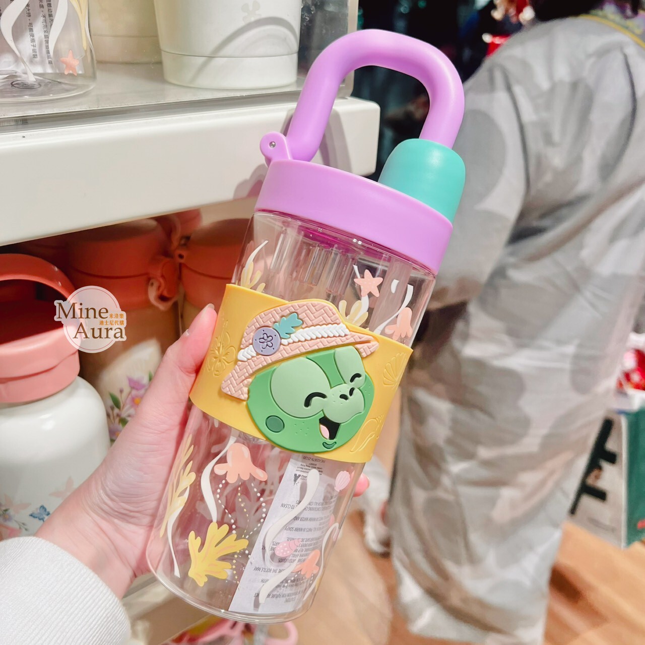 玲娜貝兒 Lina bell 奧樂米拉 海龜 OluMel 圖案 提把造型 水壺 -香港迪士尼樂園