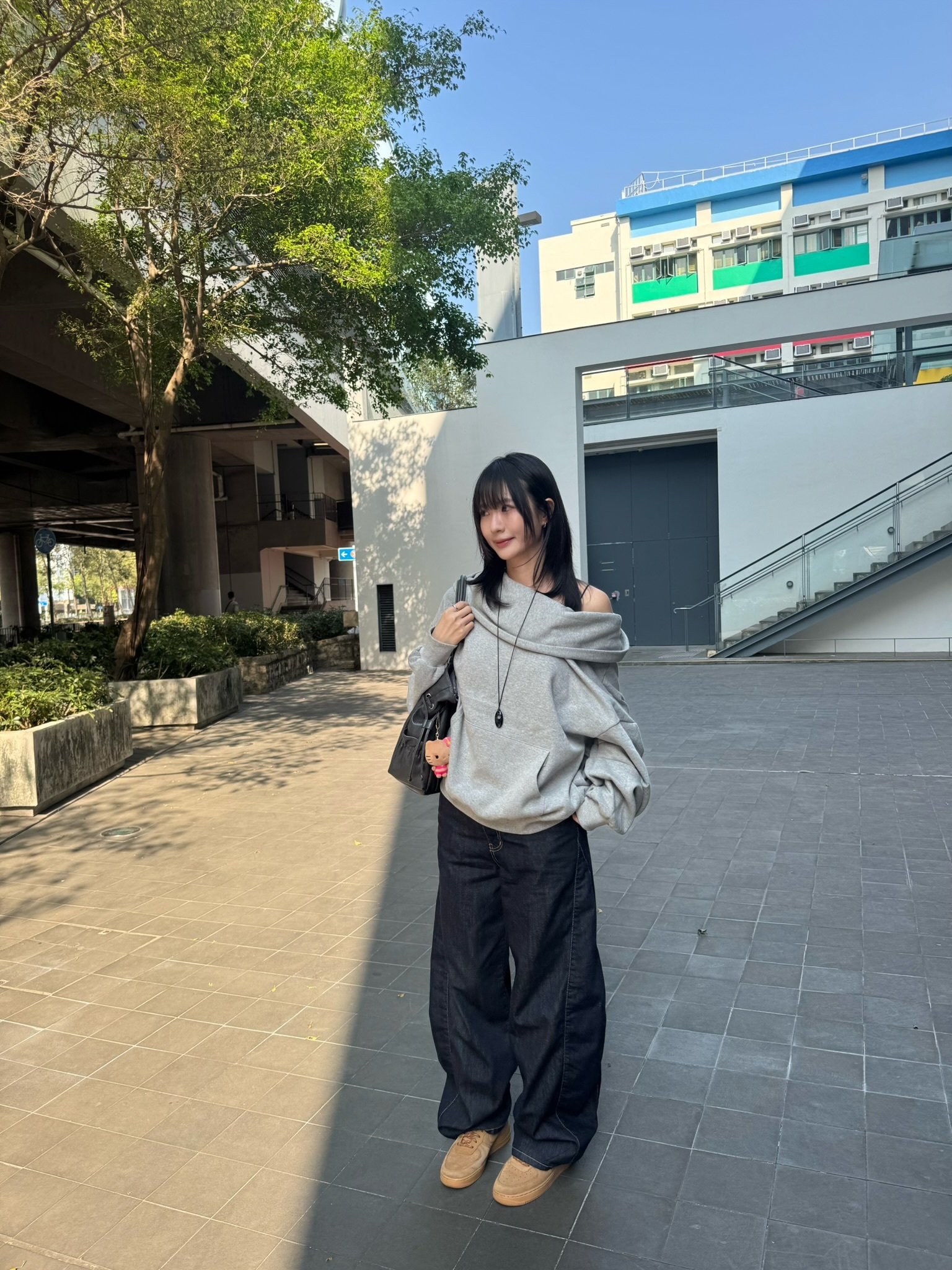 (訂購)大大件連帽個性衛衣 T260121(灰/黑)