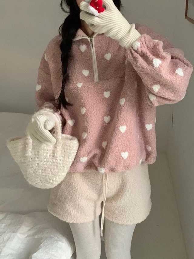 25A102 本期推薦! 超Q捲捲羊毛愛心拉鍊上衣