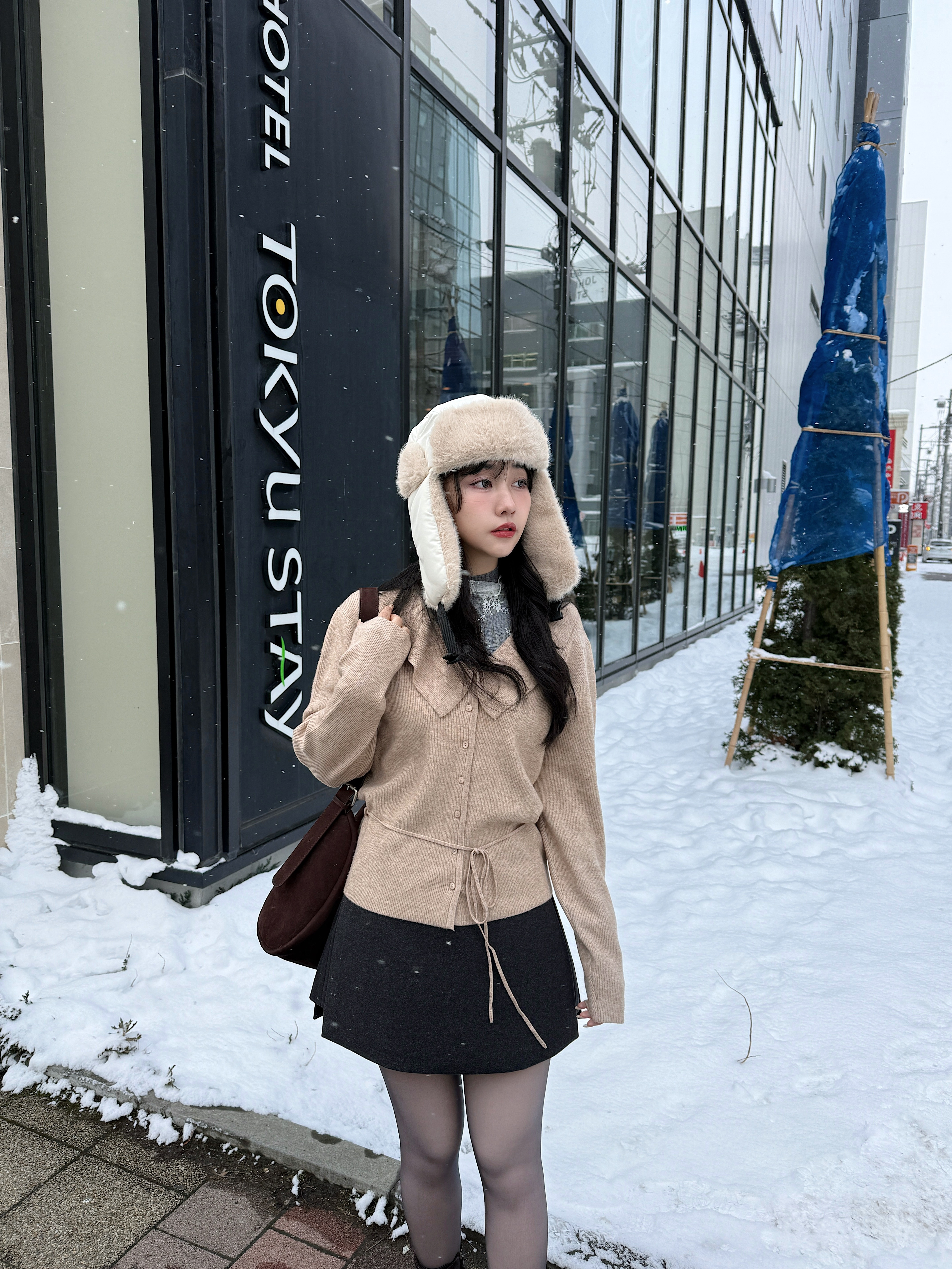 25A105 有設計感又顯瘦的毛尼短褲裙 (附腰帶)