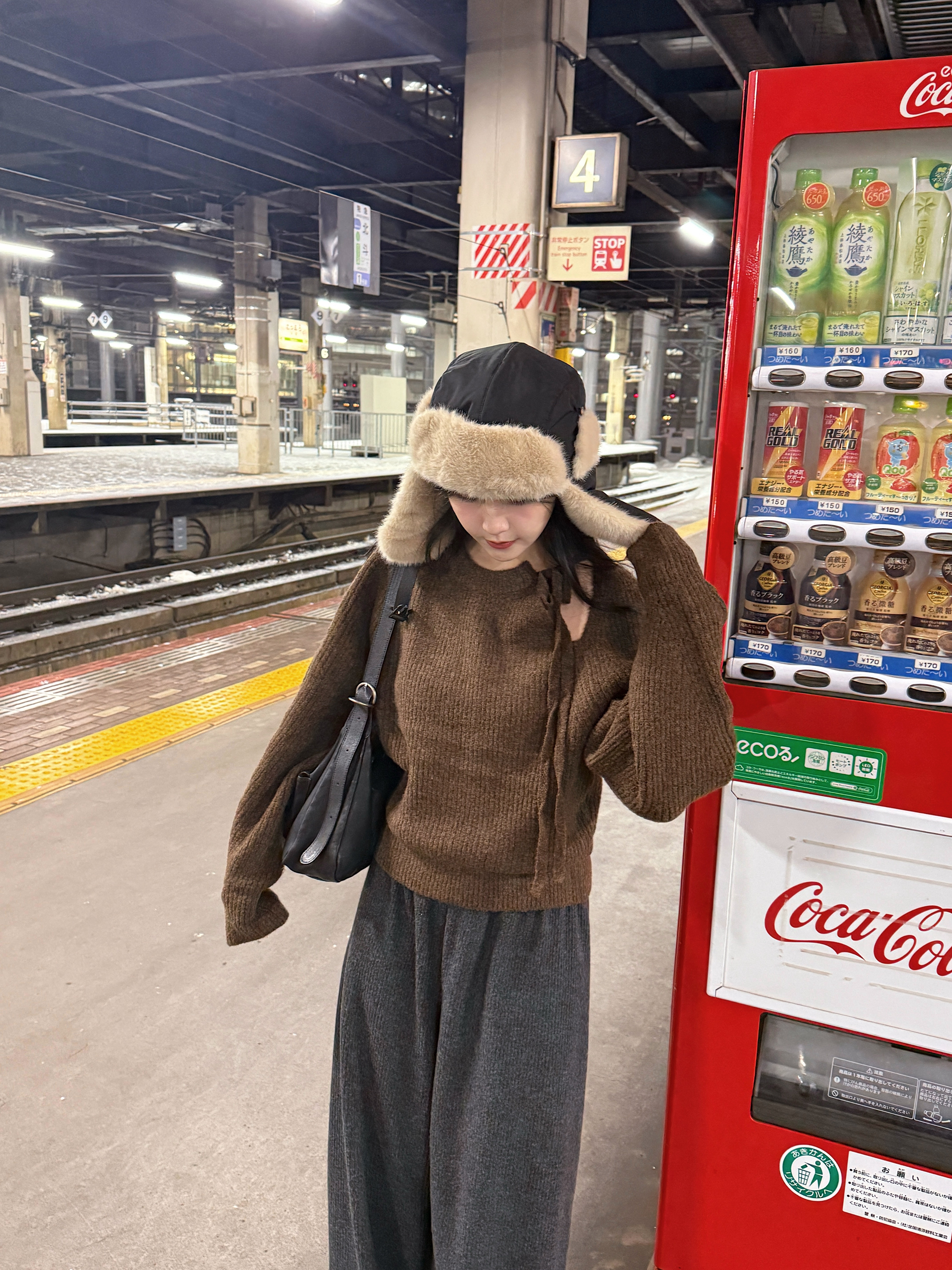 25A201 高單設計師款 領口綁結混羊毛毛衣