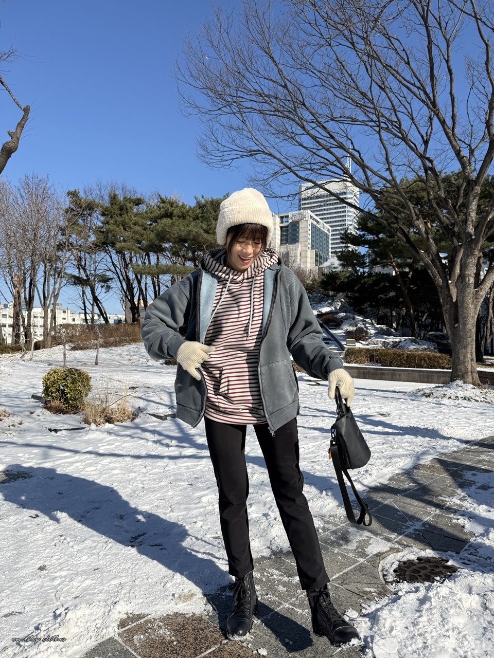 正韓寬鬆落肩拼接刷毛外 (霧灰)