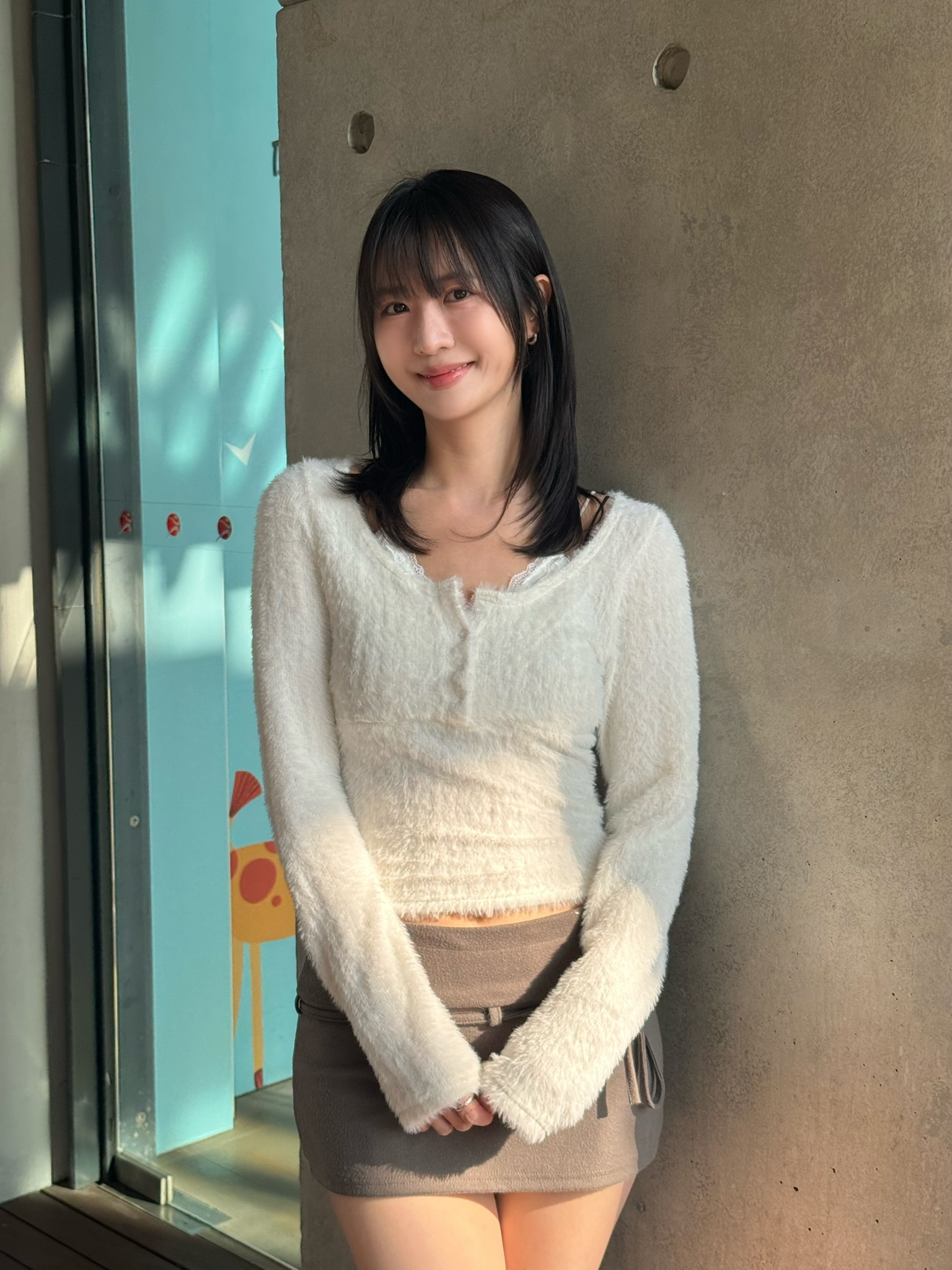 (訂購)女人味毛毛LACE假兩件上衣 T260123(白/黑)