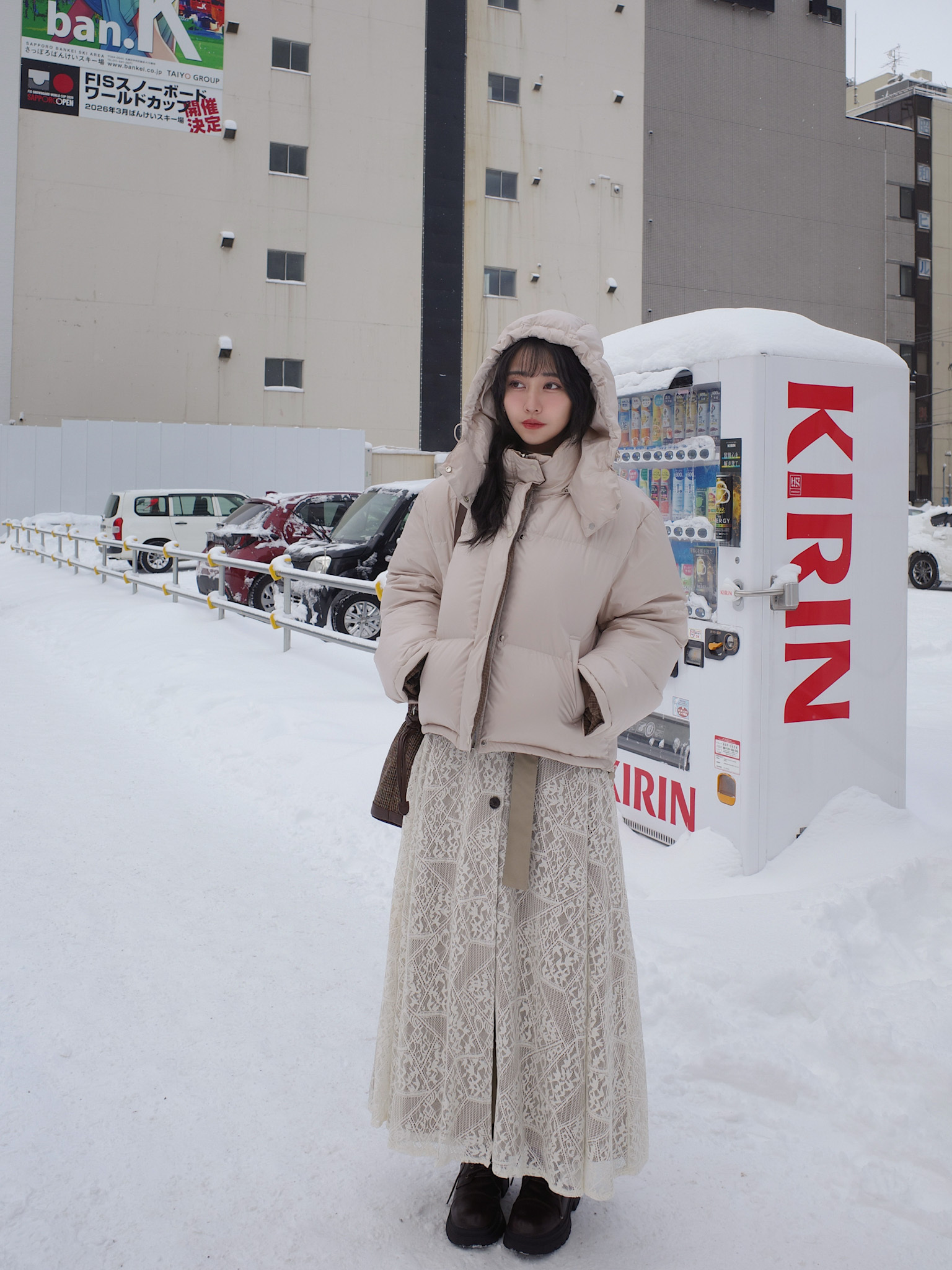 CG11-BE 【CHINGoods Premiu】90% duck down品牌自訂1.5倍填充連帽雙面穿羽絨外套 (加長版)