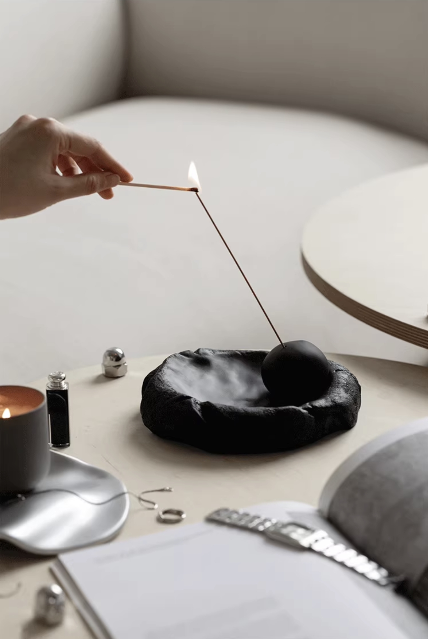 經典黑球型碗擺件線香座線香盤