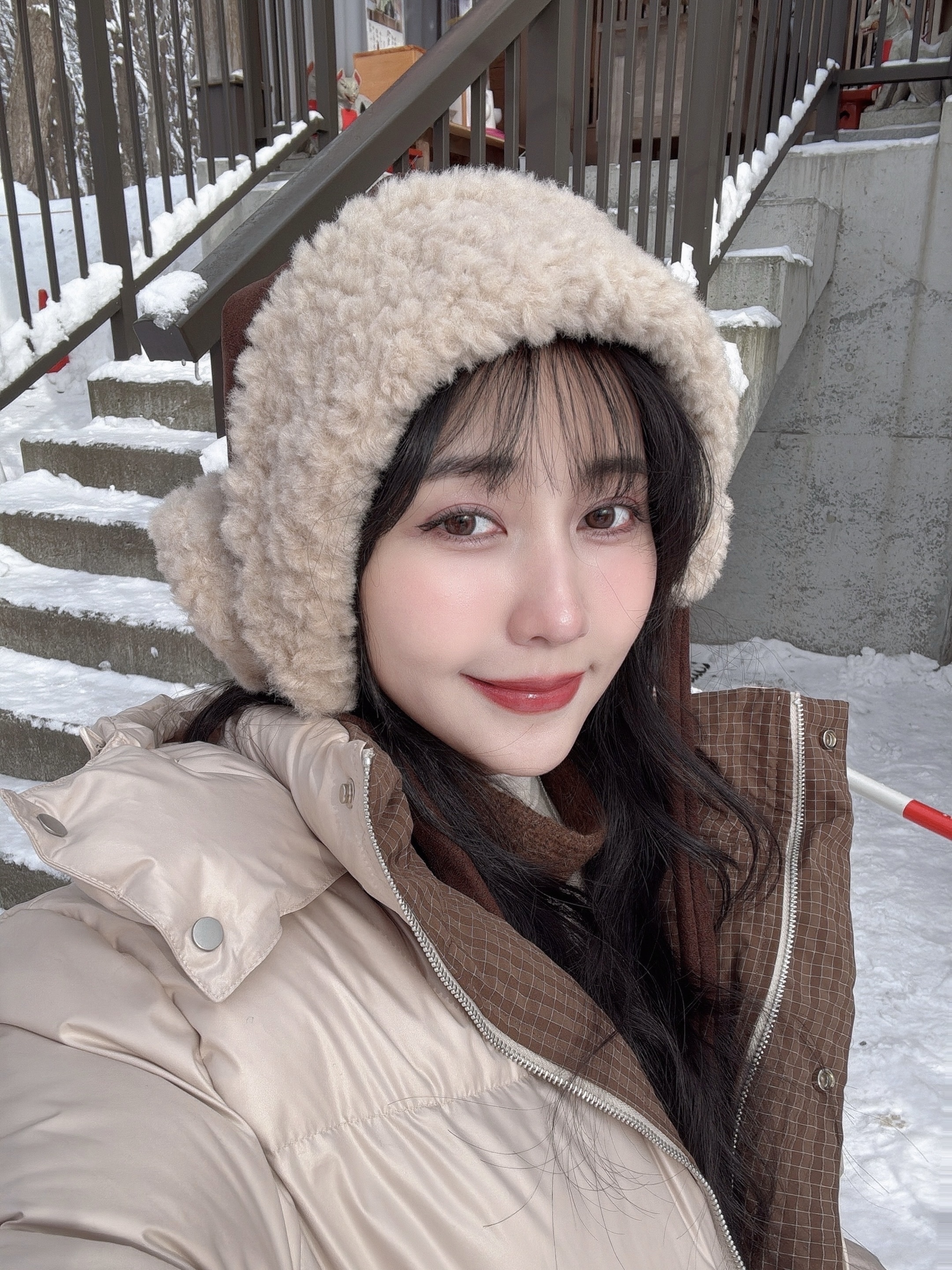 25A302 羊羔毛毛耳罩造型麂皮絨雷峰帽