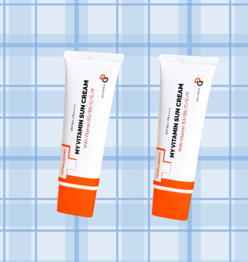 TZ009 DIFFER & DEEPER SPF50+PA++++維他命防曬霜 50ml EXP: 2028年或以上 (一套2件)