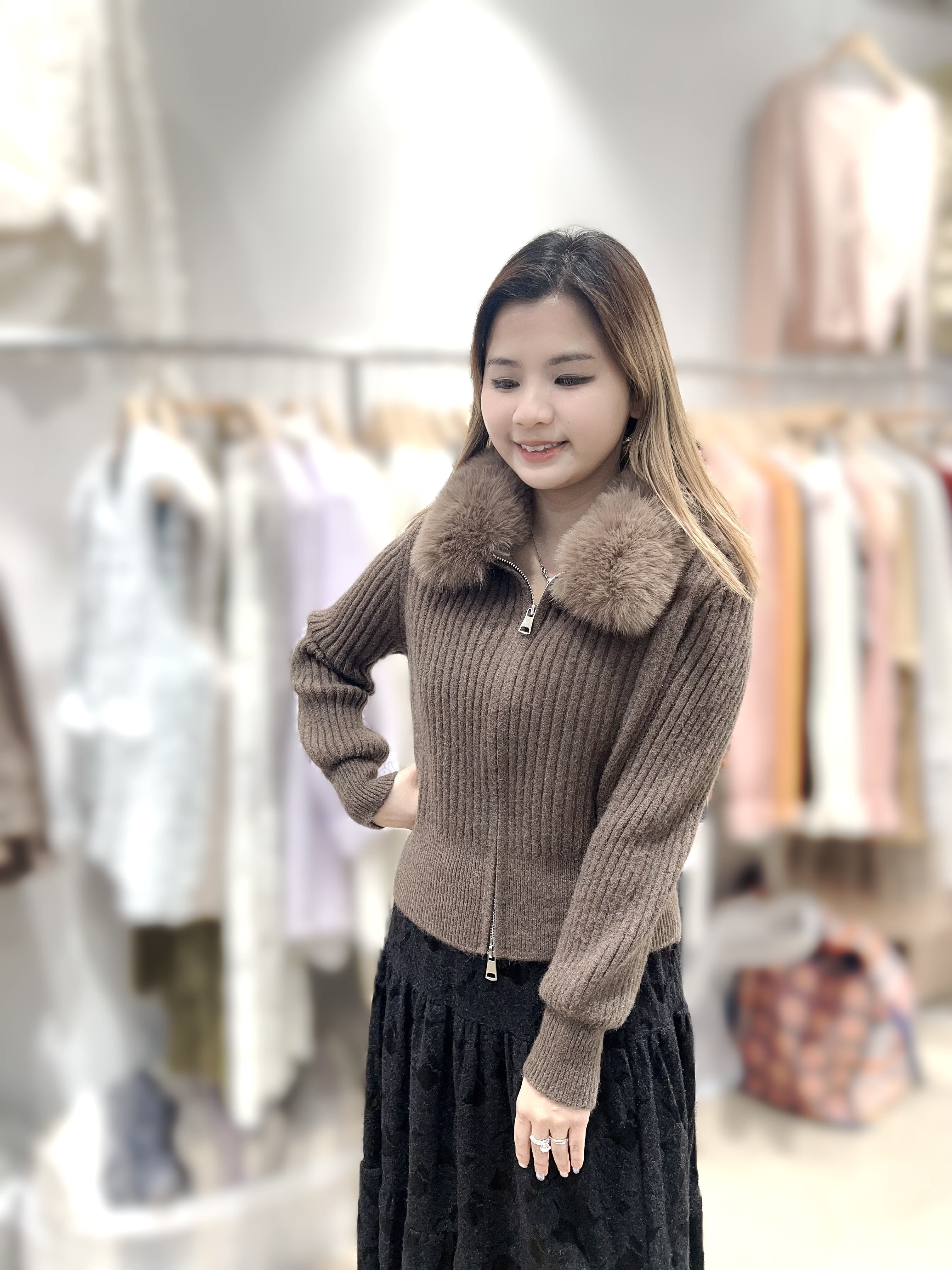 BT06    羊毛外套 胸44-50 長21 $419 (一口價) 羊毛10%