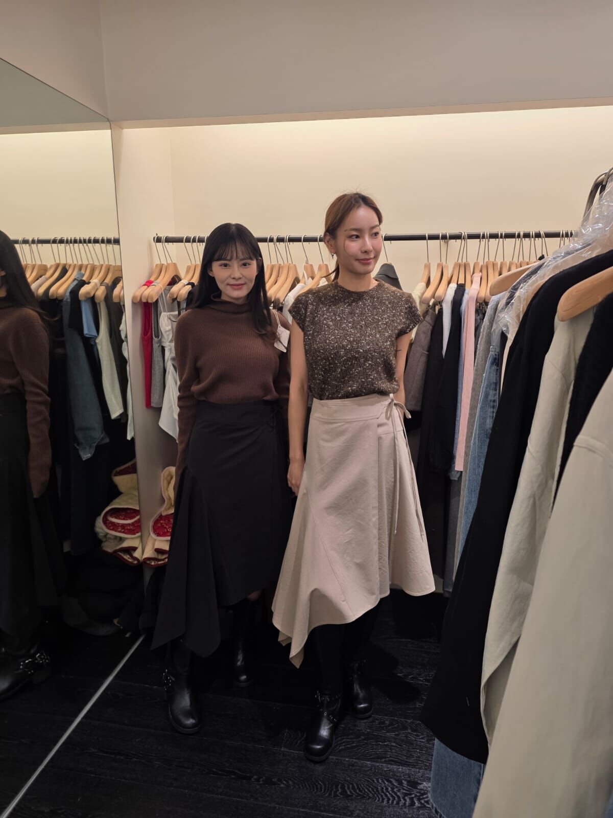 OB5422 蝴蝶結一片式排扣半身裙 *特價* (優惠碼同充值購物金不適用)