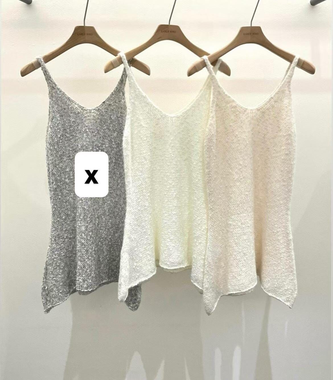 OB5423 V領吊帶混線背心上衣外搭 *特價* (優惠碼同充值購物金不適用)