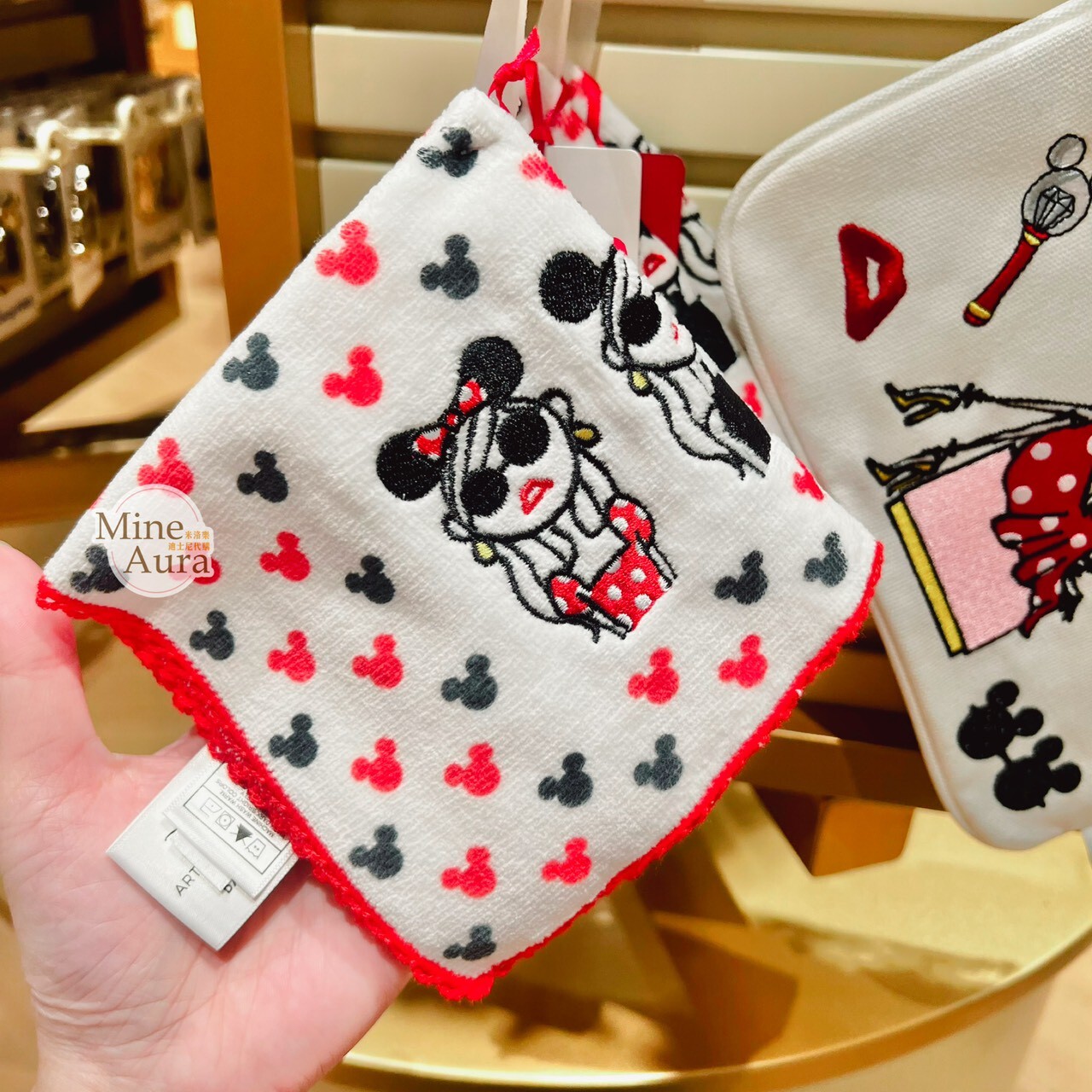 Daichi Miura 設計師系列 圖案 隨身 毛巾 方巾 -香港迪士尼樂園