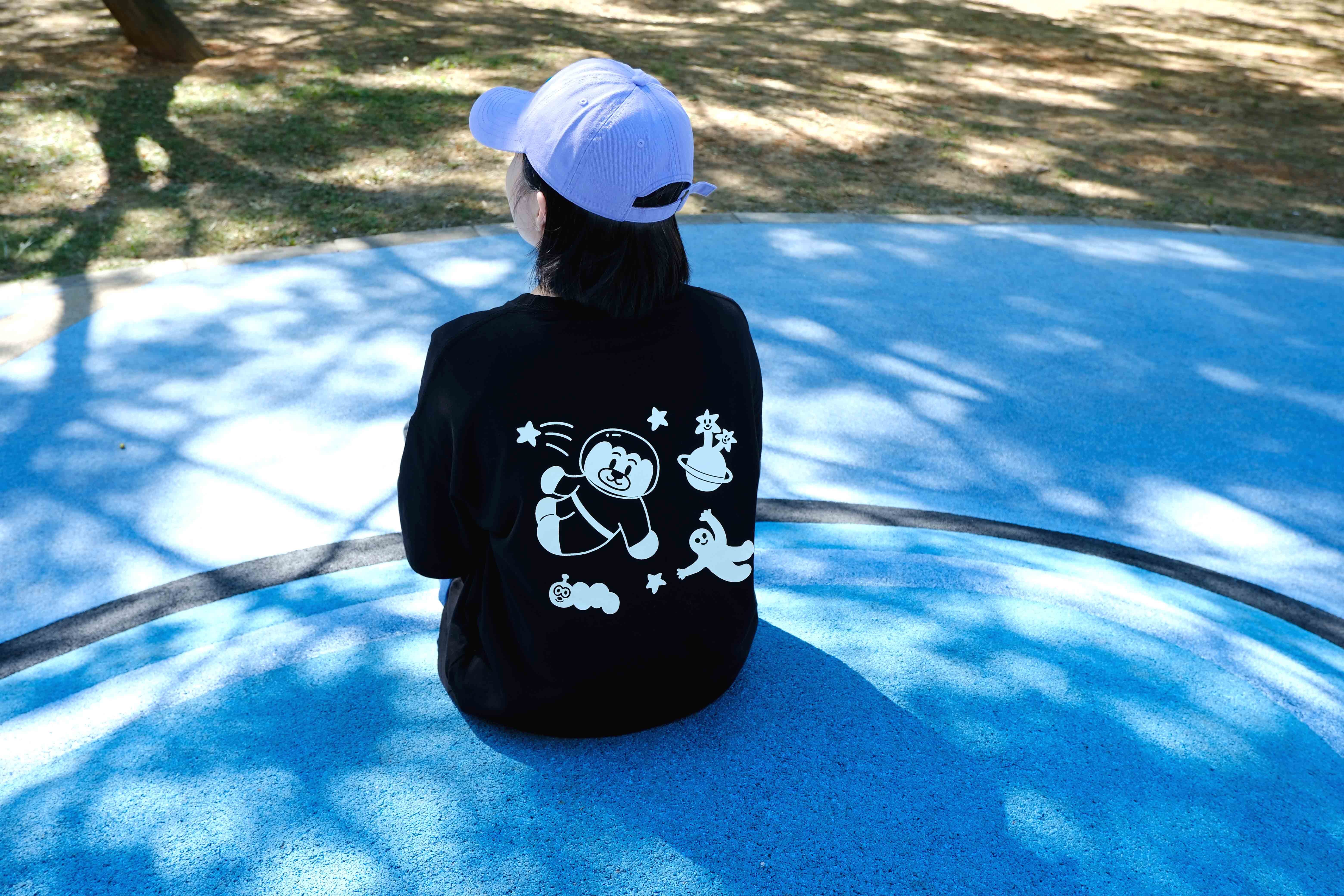 夜光餃貓宇宙 T-shirt