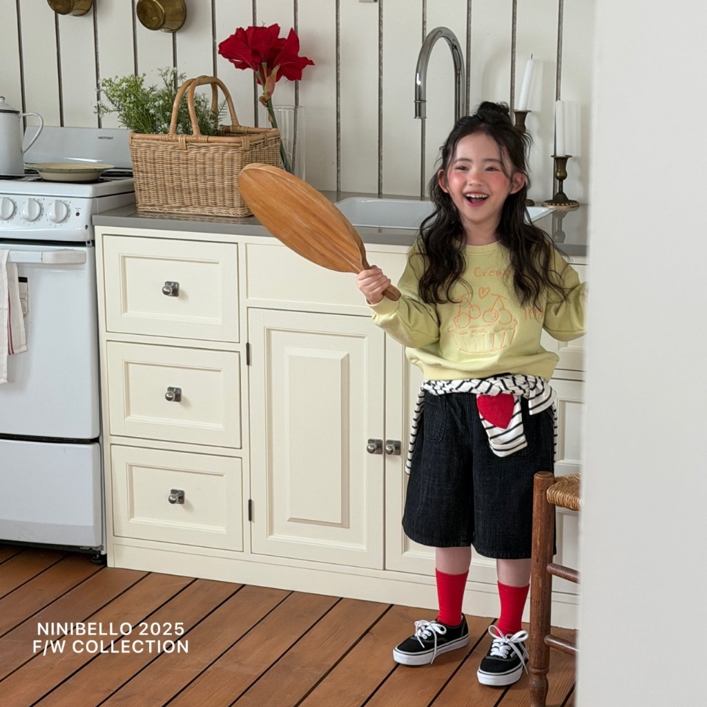 正韓春Ninibello 兩色個性牛仔五分褲