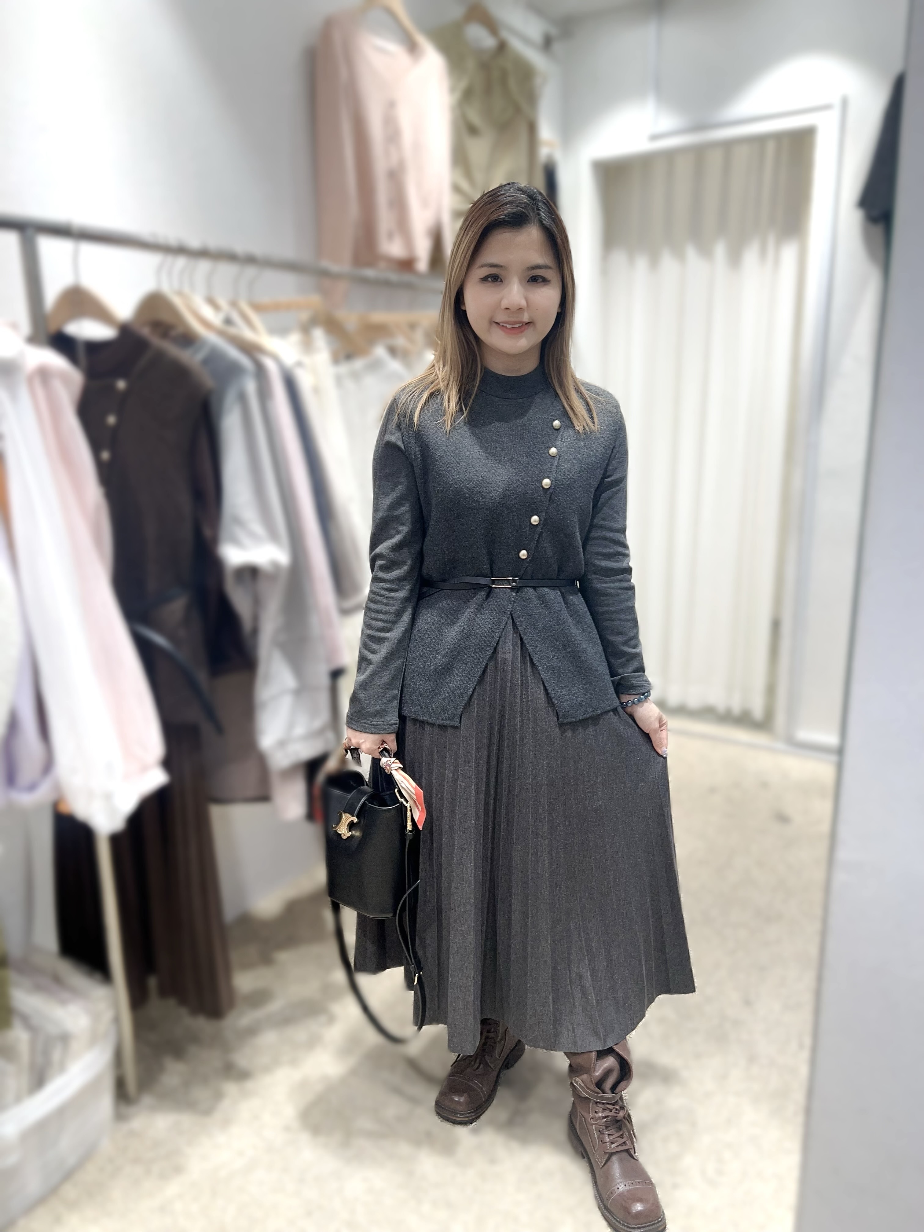 BT14   (1SET)   背心 胸41 -50   長23.5   /  內38 -46    腰28-40   HIP54 長45     $469 (一口價)