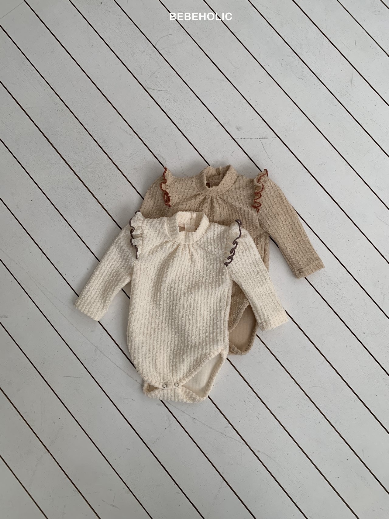 Bebe Holic Wendy Suit