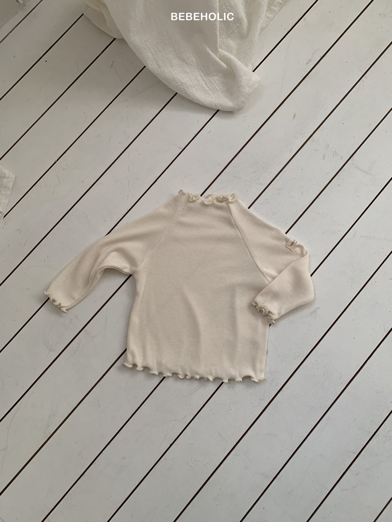 Bebe Holic Bunny Ribbed Tee