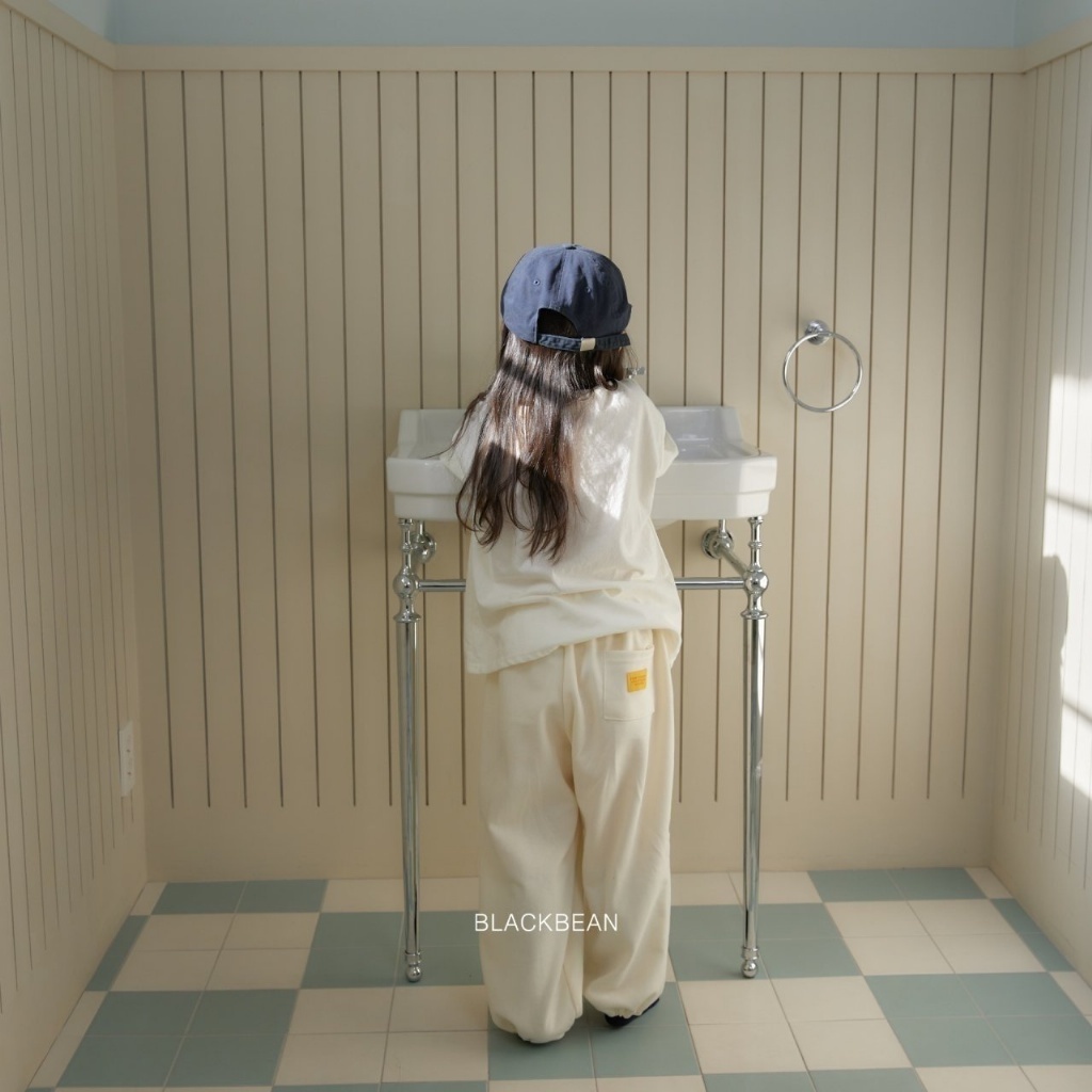 韓國🇰🇷BLACKBEAN 小黃標運動束口褲(BEBES-M/S-XL)