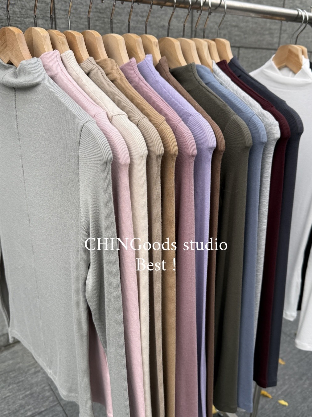 26A101本期推薦!高單品牌款10%克什米爾羊毛輕軟立領彈性打底衣