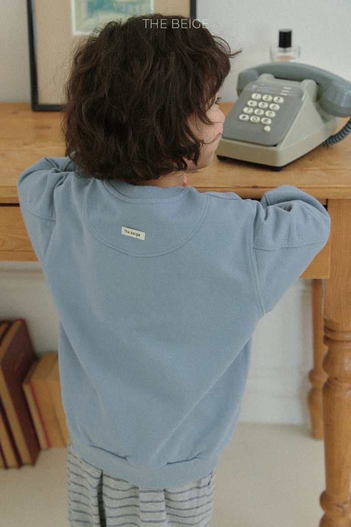 標籤線條大學踢