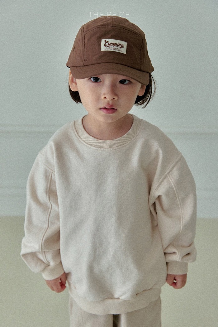 標籤線條大學踢