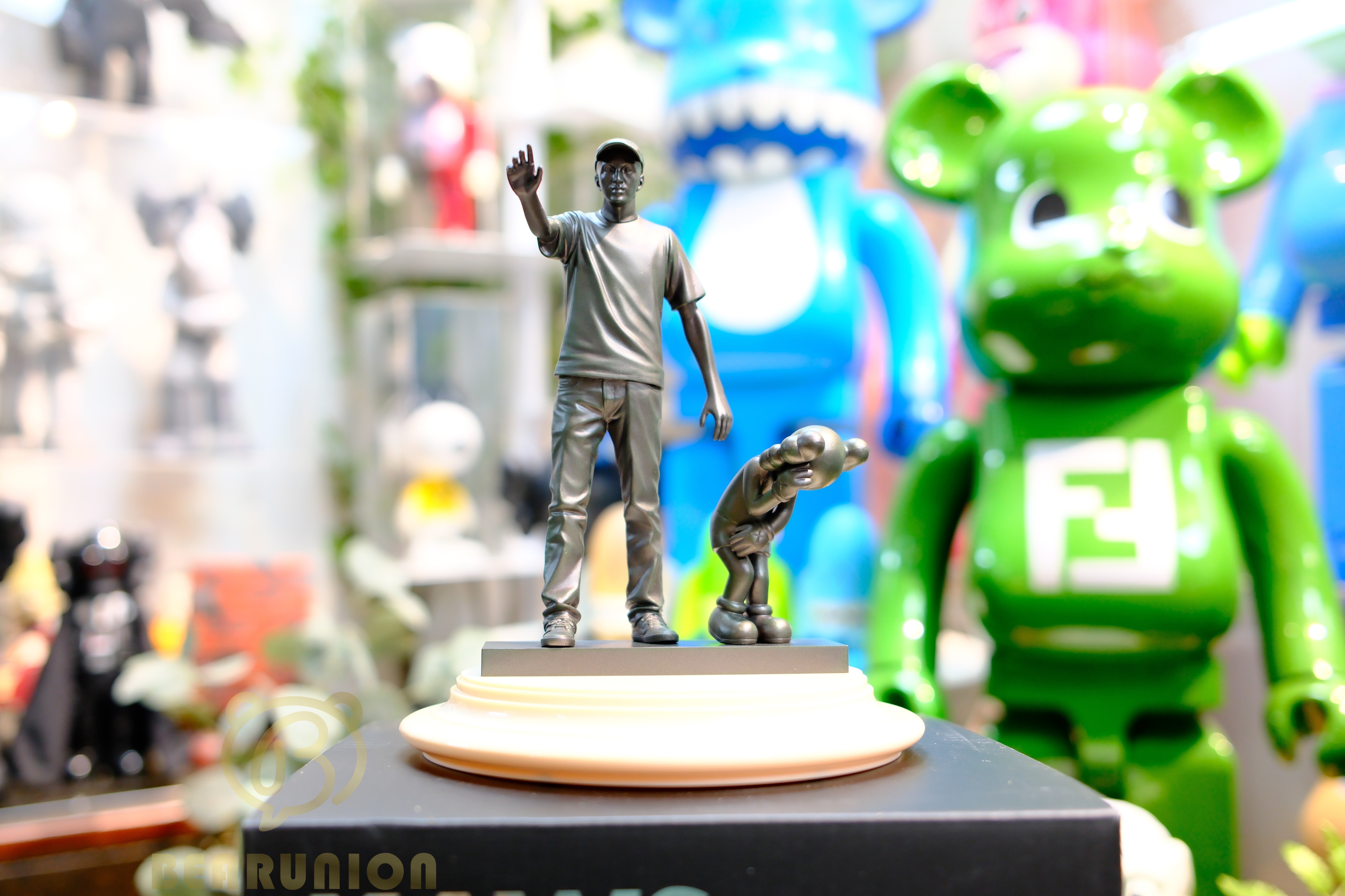 🥇現貨🥇 KAWS Partners Vinyl Figure