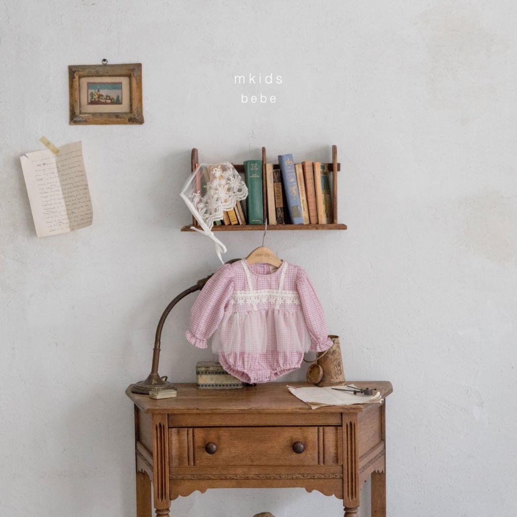 正韓春Mkids 嫩嬰假兩件粉格包屁衣